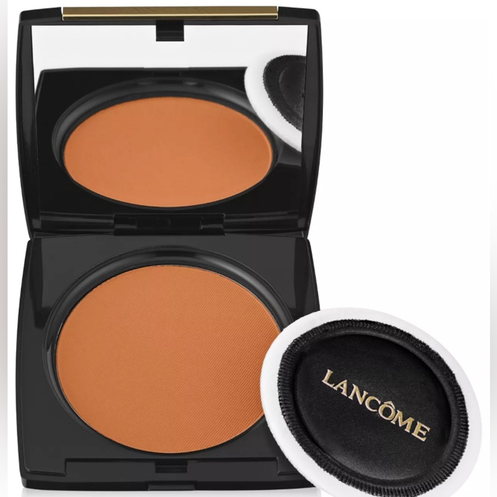 Lancôme
DUAL FINISH - Multi-tasking Longwear Powder
Foundation in 450 SUEDE (N)